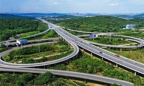 谯城钢筋套筒应用于高速公路